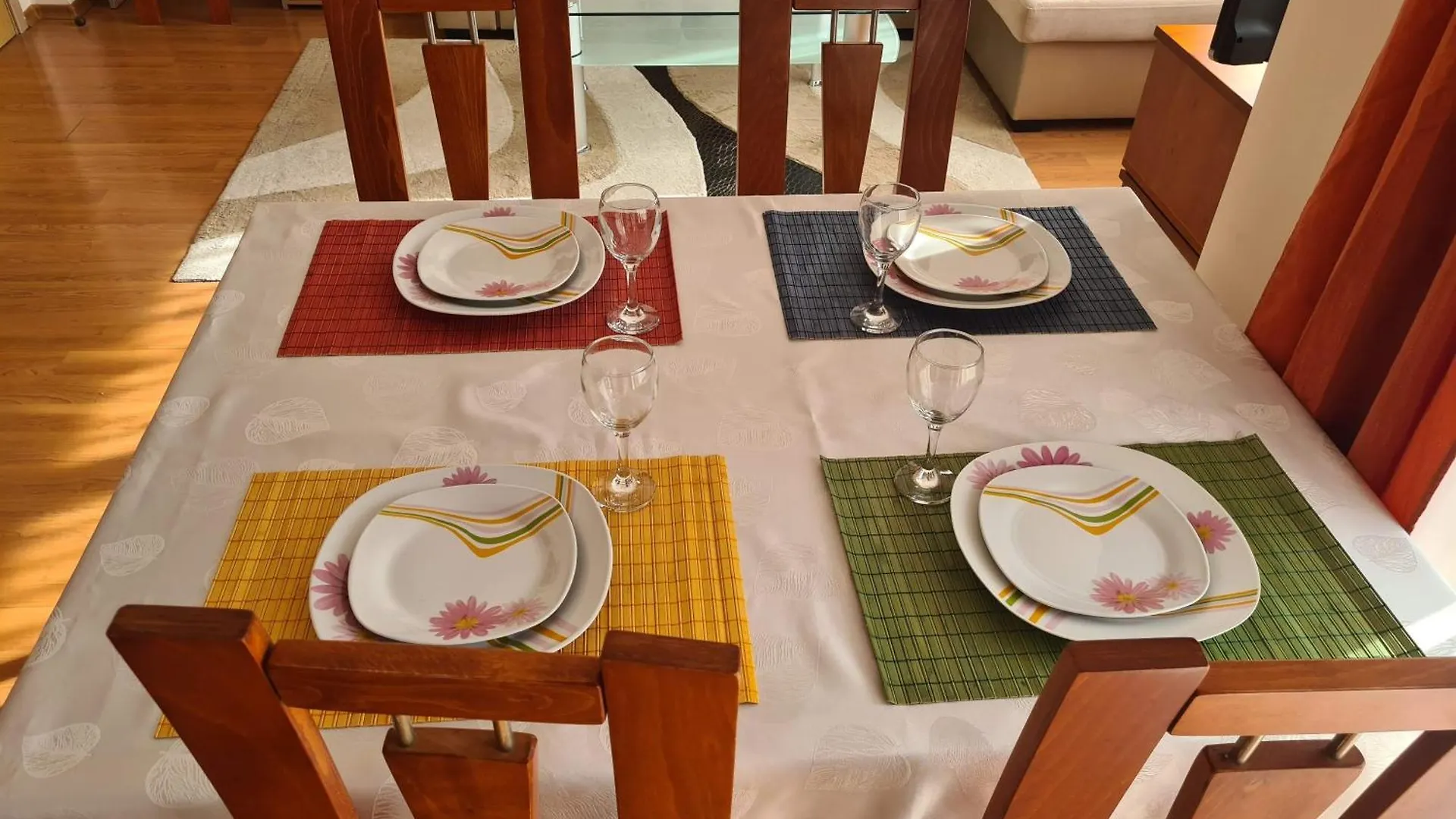 Spacious 2 Bedroom Apartment Σόφια 0*,