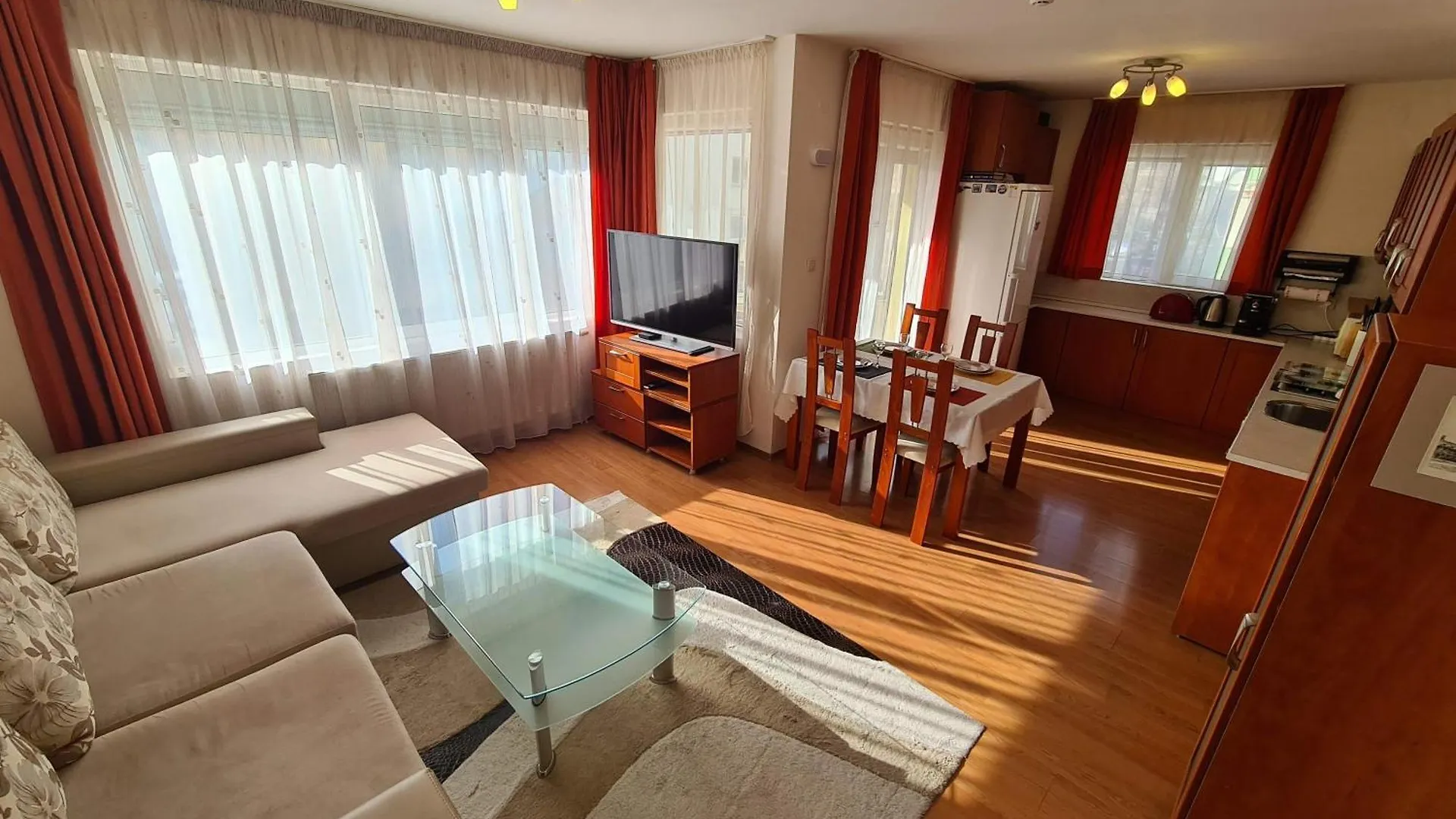 Spacious 2 Bedroom Apartment location
