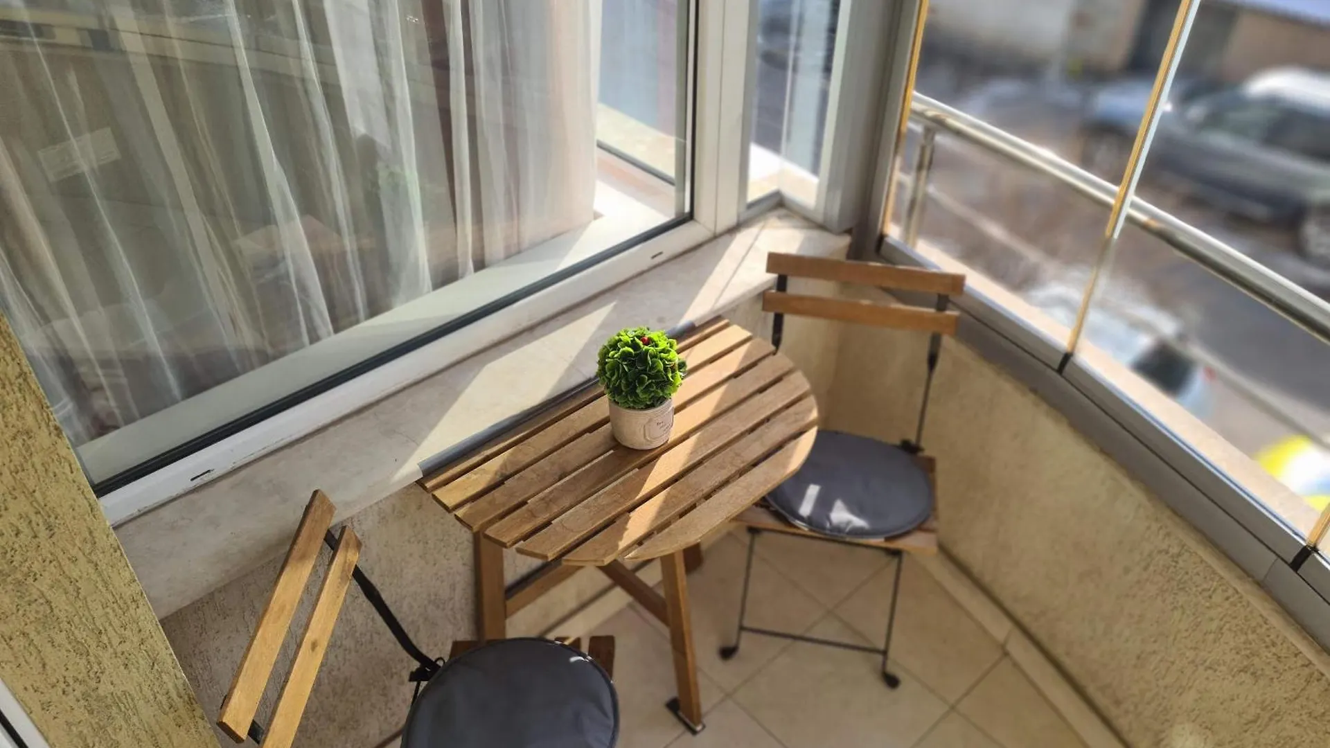 סופיה Spacious 2 Bedroom Apartment